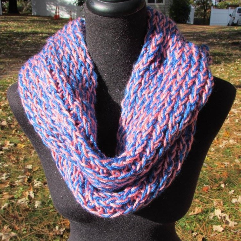 Women's Infinity Scarf: Handmade